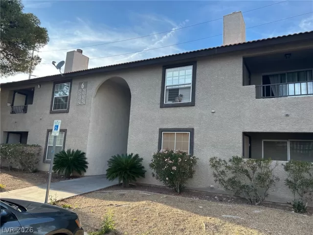MLS: 2778567 Condo For Sale