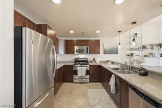 Photo #3: 2778571 Listing 