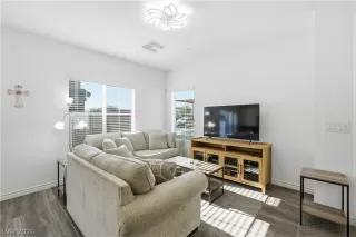Photo #5: 2778576 Listing 