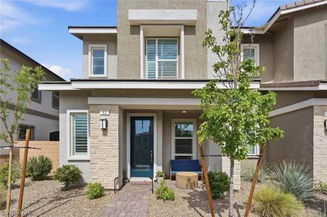 MLS: 2778588 Condo For Sale