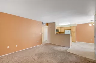 Photo #3: 2778614 Listing 