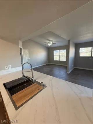 Photo #4: 2778631 Listing 
