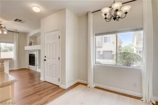 Photo #4: 2778687 Listing 
