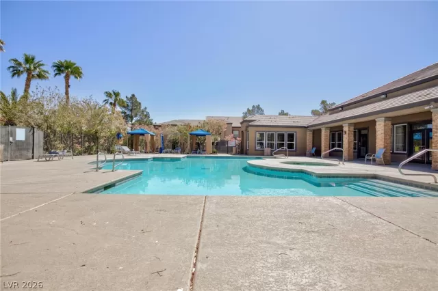MLS: 2778701 Condo For Sale