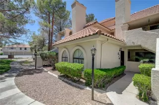 Photo #2: 2778715 Listing