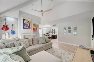 Photo #5: 2778715 Listing