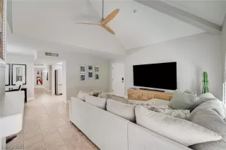 Photo #6: 2778715 Listing