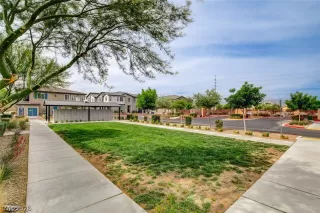 Photo #4: 2778719 Listing 