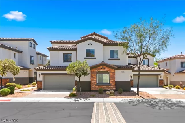 MLS: 2778754 Condo For Sale