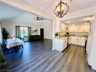 Photo #1: 2778820 Listing 