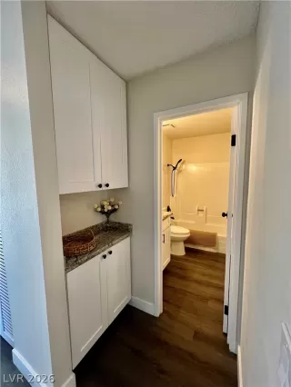 Photo #3: 2778820 Listing 