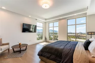 Photo #2: 2778826 Listing 