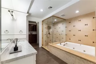 Photo #3: 2778826 Listing 