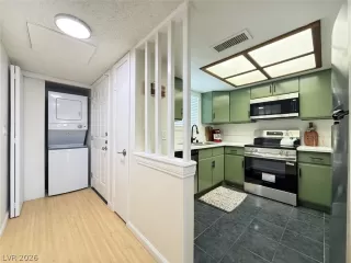 Photo #6: 2778829 Listing 