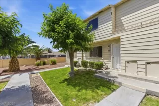 Photo #1: 2778882 Listing 