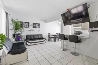 Photo #2: 2778882 Listing 