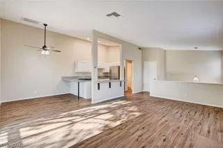 Photo #3: 2778899 Listing 