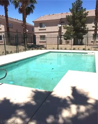 Photo #1: 2778912 Listing 