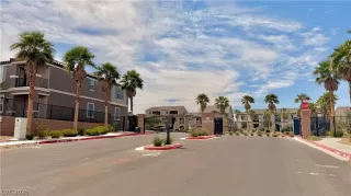 Photo #4: 2778932 Listing 