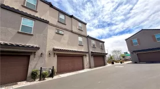 Photo #5: 2778932 Listing 