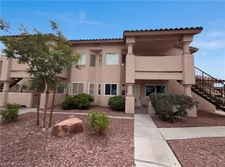 Photo #4: 2778956 Listing 