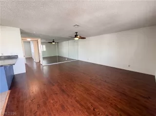Photo #6: 2778956 Listing 