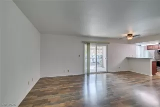 Photo #6: 2778957 Listing 