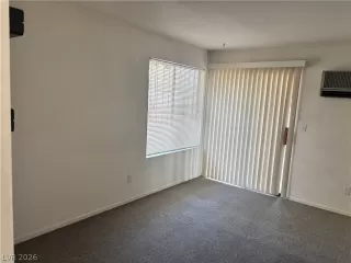 Photo #5: 2778973 Listing