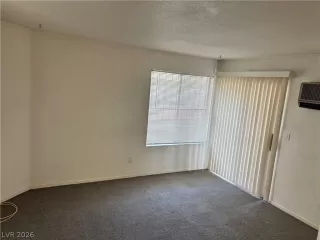 Photo #6: 2778973 Listing