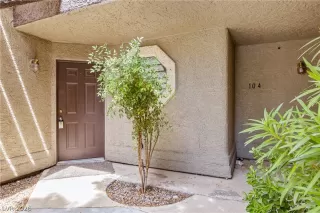 Photo #2: 2779017 Listing 