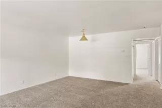 Photo #6: 2779017 Listing 