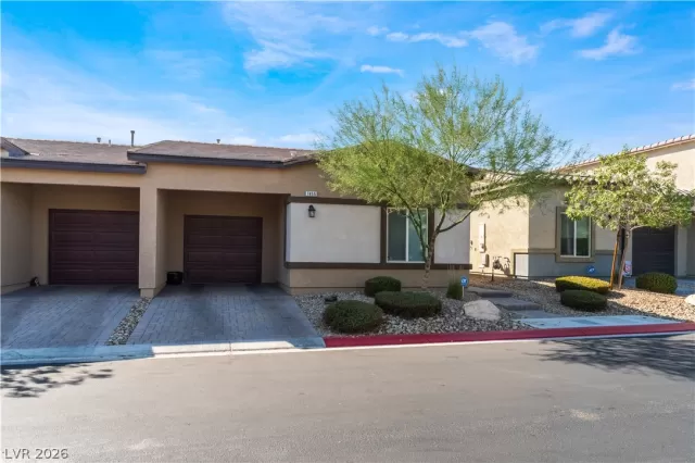 MLS: 2779029 Condo For Sale