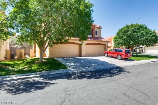 MLS: 2779055 Condo For Sale