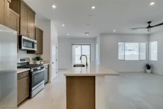 Photo #5: 2779063 Listing 