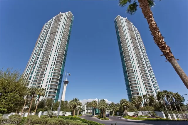 MLS: 2779121 Condo For Sale
