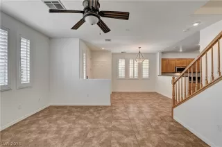 Photo #5: 2779162 Listing 