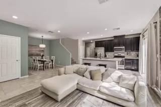 Photo #2: 2779190 Listing 
