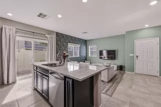 Photo #5: 2779190 Listing 