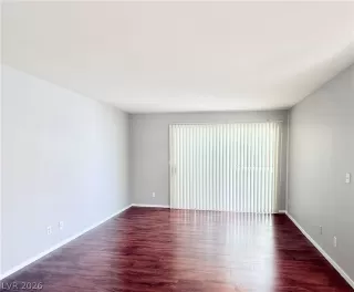 Photo #5: 2779192 Listing 