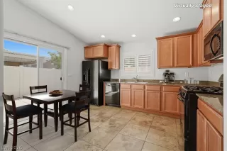 Photo #3: 2779206 Listing 