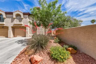 Photo #4: 2779212 Listing