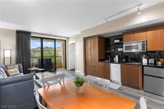 Photo #6: 2779276 Listing