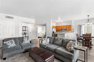 Photo #3: 2779290 Listing 