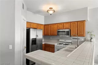 Photo #6: 2779290 Listing 