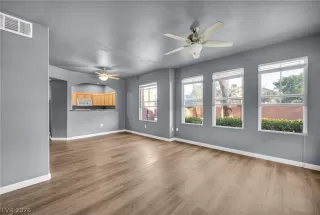 Photo #3: 2779301 Listing 