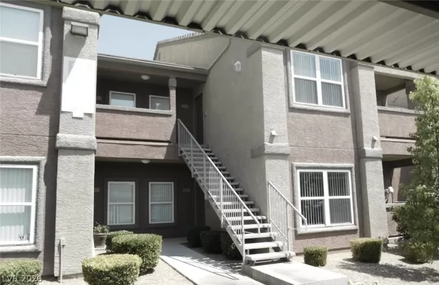 MLS: 2779331 Condo For Sale