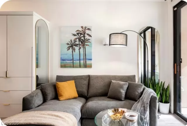 MLS: 2779361 Condo For Sale