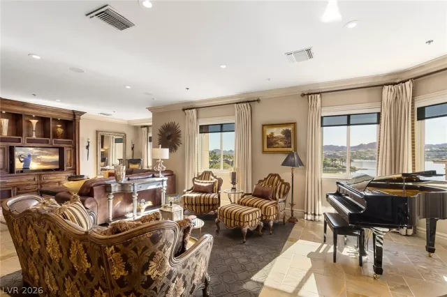 MLS: 2779368 Condo For Sale