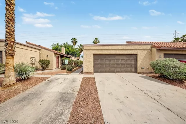 MLS: 2779383 Condo For Sale