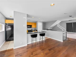 Photo #6: 2779424 Listing 